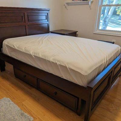 Full Size Bed, Head (50" high) & Foot (21" high)