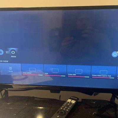 Insignia 24â€ smart tv