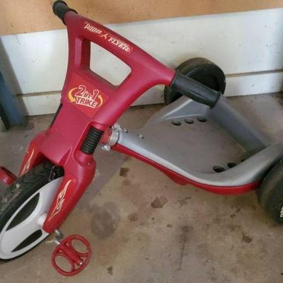 Radio Flyer 2 In 1 Trike