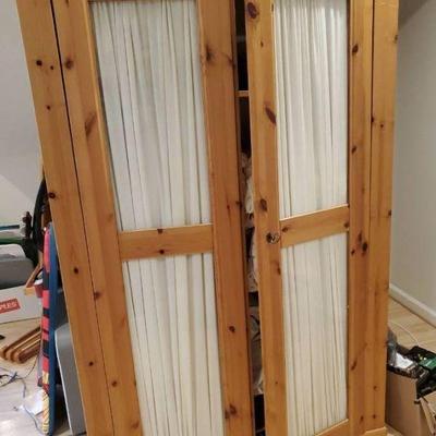 Wardrobe (45.5Ã—18Ã—63")