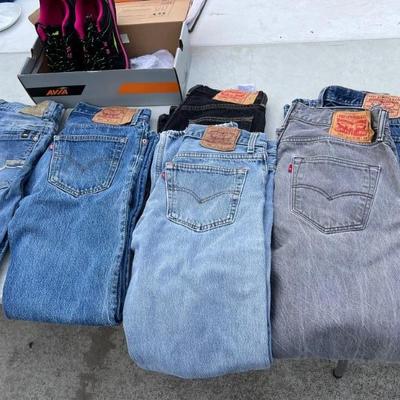 Leviâ€™s 501 Jeans 