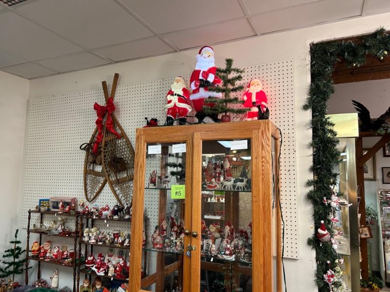 Niles Antique's Vintage Christmas Shop is now open