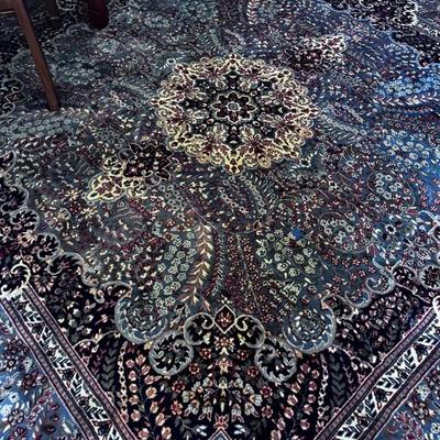 Square quality rug-