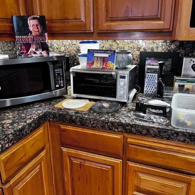 Kitchen Appliances 
Plastic Storage
Kitchen utinsels