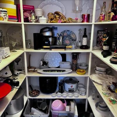 Kitchen/ small appliances/plastic