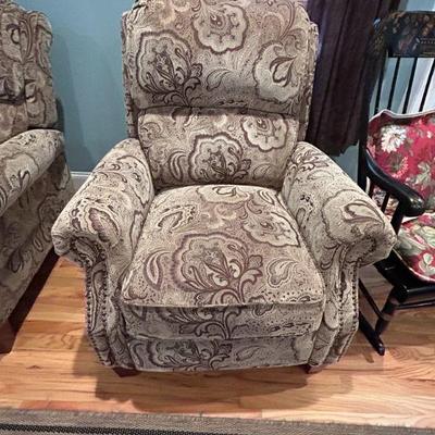 Raymour And Flanigan Upholstered Chair