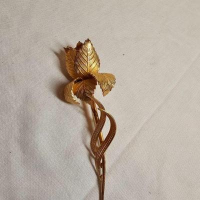 https://www.auctionninja.com/stress-free-estate-services-llc/sales/details/glamorous-gold-silver-watches-costume-jewelry-and-coins-no-res...