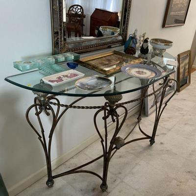 Entry way table