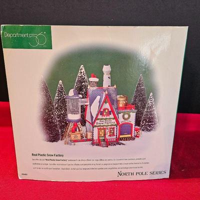  Department 56 North Pole Series- Real Plastic Snow Factory