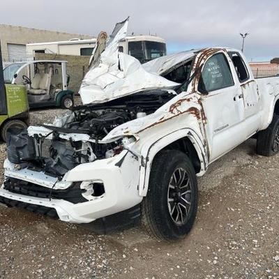 #998 â€¢ 2020 Toyota Tacoma
