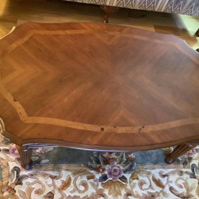 $139 wooden coffee table **matches end tables 18