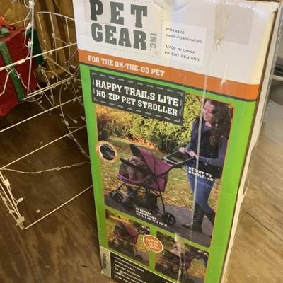 $40 NIB pet stroller