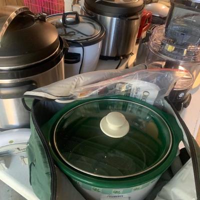 Crock pot-instapot type pressurer cookers