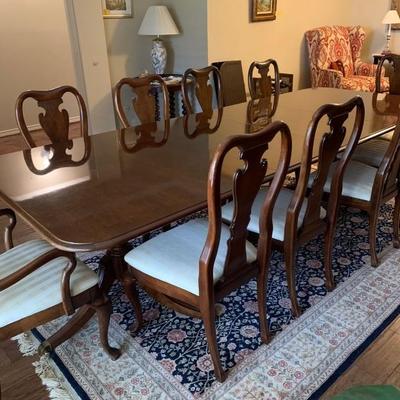 Thomasville DR table and chairs