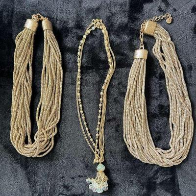 DDD163- Assorted Vintage Goldtone Necklaces 