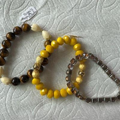 DDD105- Myrna Lee Bracelets
