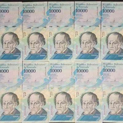 DDD040 - Paper Currency Venezuela