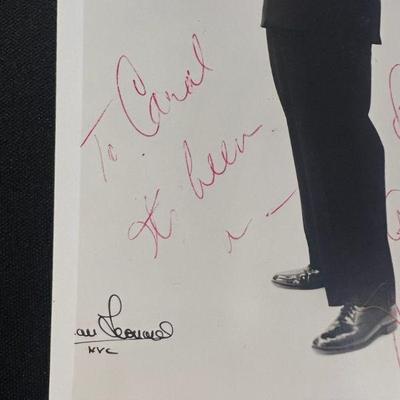 DDD413- Autographed Photo Of 1940-60s Singer Johnny Desmond