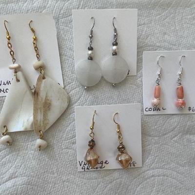 DDD137- Asstd Myrna Lee Chang Earrings 