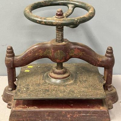 Estate sale photo