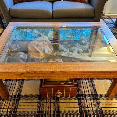Vintage 1990s golf coffee table with relief carving and golf-related inscription