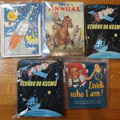 Vintage pop-up books
