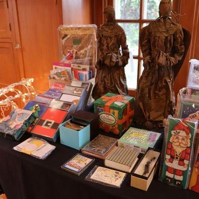 Vintage Christmas decor and paper