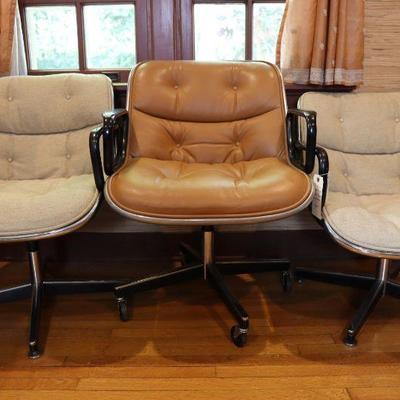 1970s mid-century desk and office chairs Knoll conference chairs by Pollock
