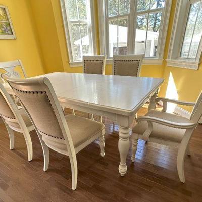 WELCOME HOME â€“ WEATHERED WHITE DINING ROOM TABLE WITH 6 CHAIRS