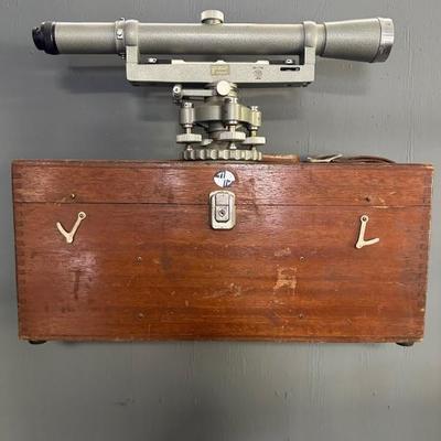 DUMMPY LEVEL WITH CASE