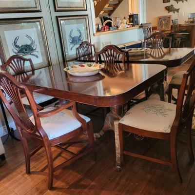 58x38x30 antique dining table with 4 chairs
