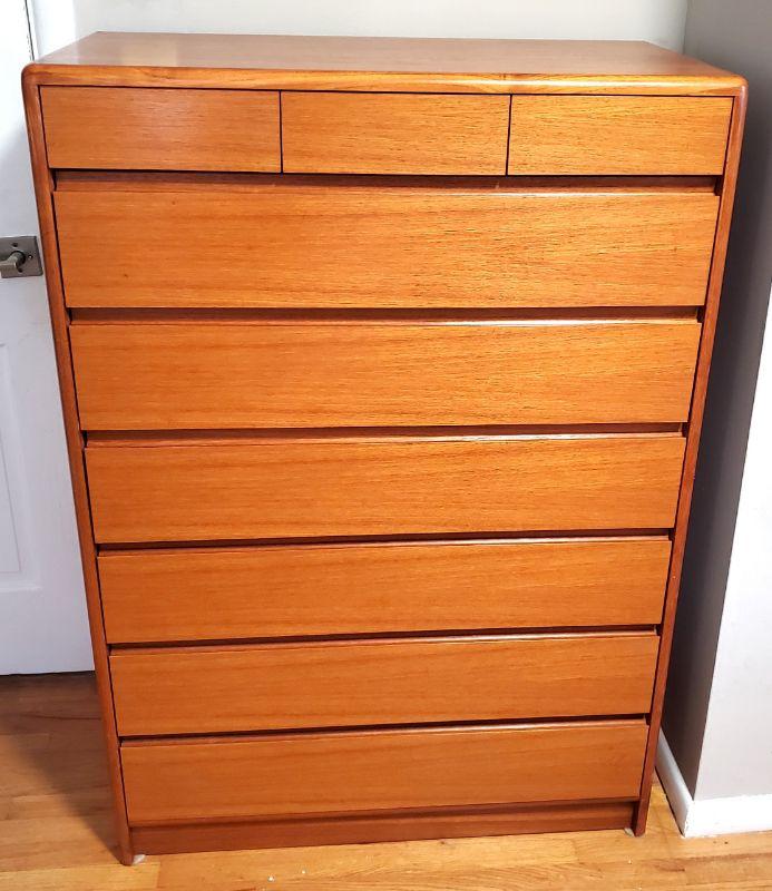 EstateMoving Sale in Des Peres