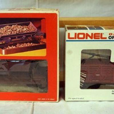 1120	LIONEL TRAIN LOT OF 2 CARS, OPERATION COAL DUMPER & OPERATING GIRAFFE CAR
