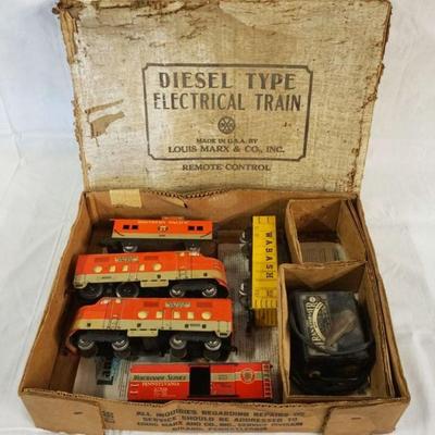 1001	MARX TOY TRAIN SET IN BOX, BOX HAS WEAR, DIESEL TYPE ELECTRIC TRAIN SOUTHERN PACIFIC
