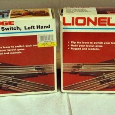 1116	LIONEL TRAIN O GAUGE MANUAL LEFT & RIGHT HAND SWITCHES
