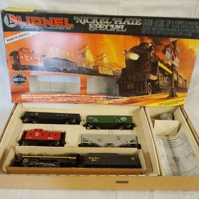 1127	LIONEL TRAIN SET NICKLE PLATE SPECIAL NO X-FORMER OR TRACK
