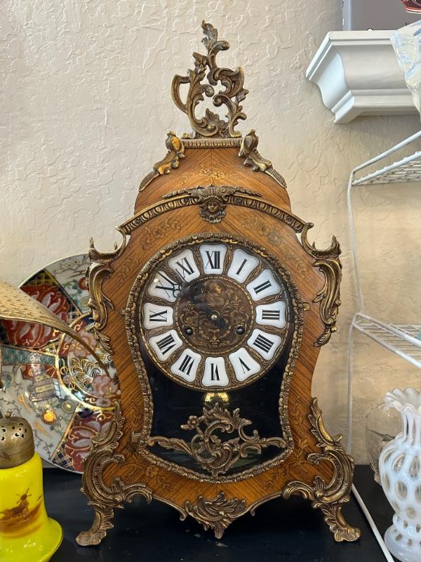 BEEHIVE ESTATE SALES PRESENTS A MASSIVE NOT TO BE MISSED VINTAGE