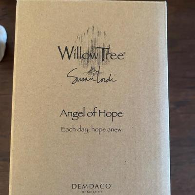 Williow Tree Figures come with Boxes