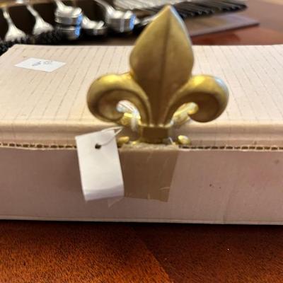 Fleur  De Lis Heavyweight Napkin Rings (12)