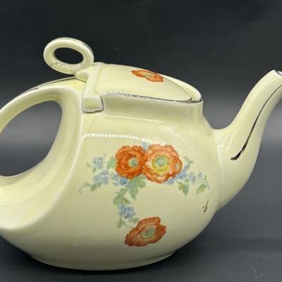 Vintage Hall's Superior Quality Teapot, USA