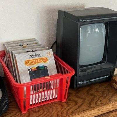 Vectrex Video Game Console and Games