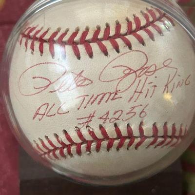 CIP128 - Pete Rose Signed Baseball 