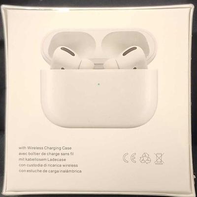 AAA030 - Air Pods With Wireless Charging Case