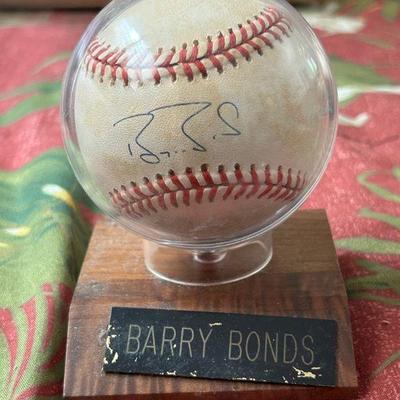 CIP133 - Barry Bonds Signed Baseball 