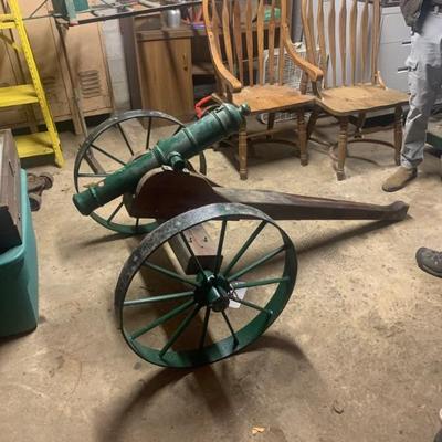 Cannon on wheels 