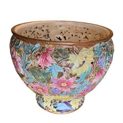 Lot 017   0 Bid(s)
Zsolnay Austrian-Hungarian Floral Centerpiece Bowl