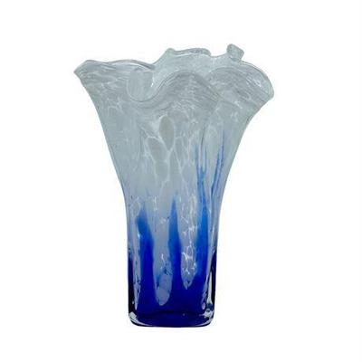 Lot 099   0 Bid(s)
Vintage Hand Blown Blue and White Crystal Glass Ruffle-Top Vase