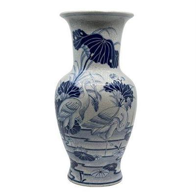 Lot 150   1 Bid(s)
Vintage Chinese Blue and White Porcelain Accent Vase