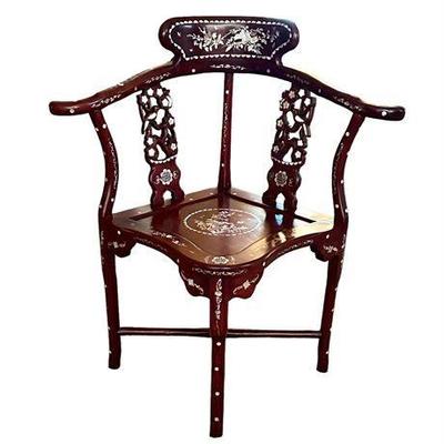 Lot 173   5 Bid(s)
Vintage Chinese Carved Hardwood Corner Lounge Chair with Mother of Pearl Inlay