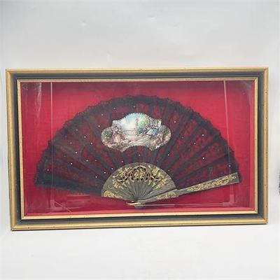Lot 066  
Shadow Boxed Black Alcyon Lace MOP and Gilt Ladies Fan